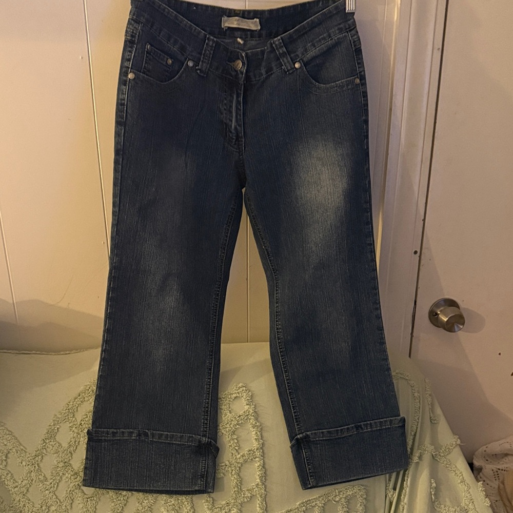 Classic Women's Cropped Blue Denim Jeans
